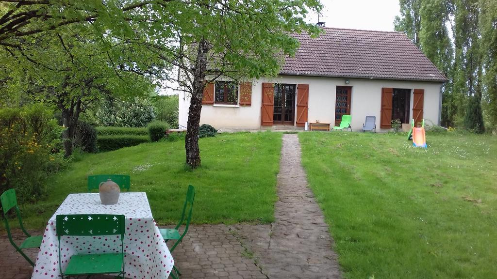 Gite Du Vieux Charme Villa Saint-Amand-en-Puisaye Buitenkant foto